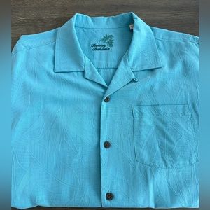 Tommy Bahama 100% Silk Size‎ L Shirt Is The Color In Tommy Bahama Logo Picture.